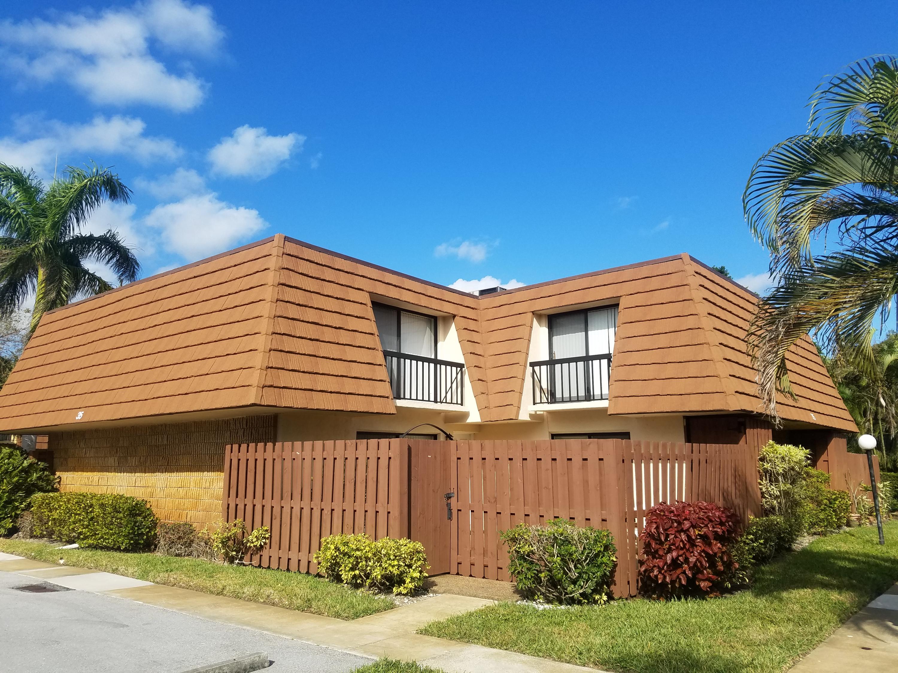 825 Center Street, Unit 35A Jupiter, FL 33458 - Photo 1 of 18 Front