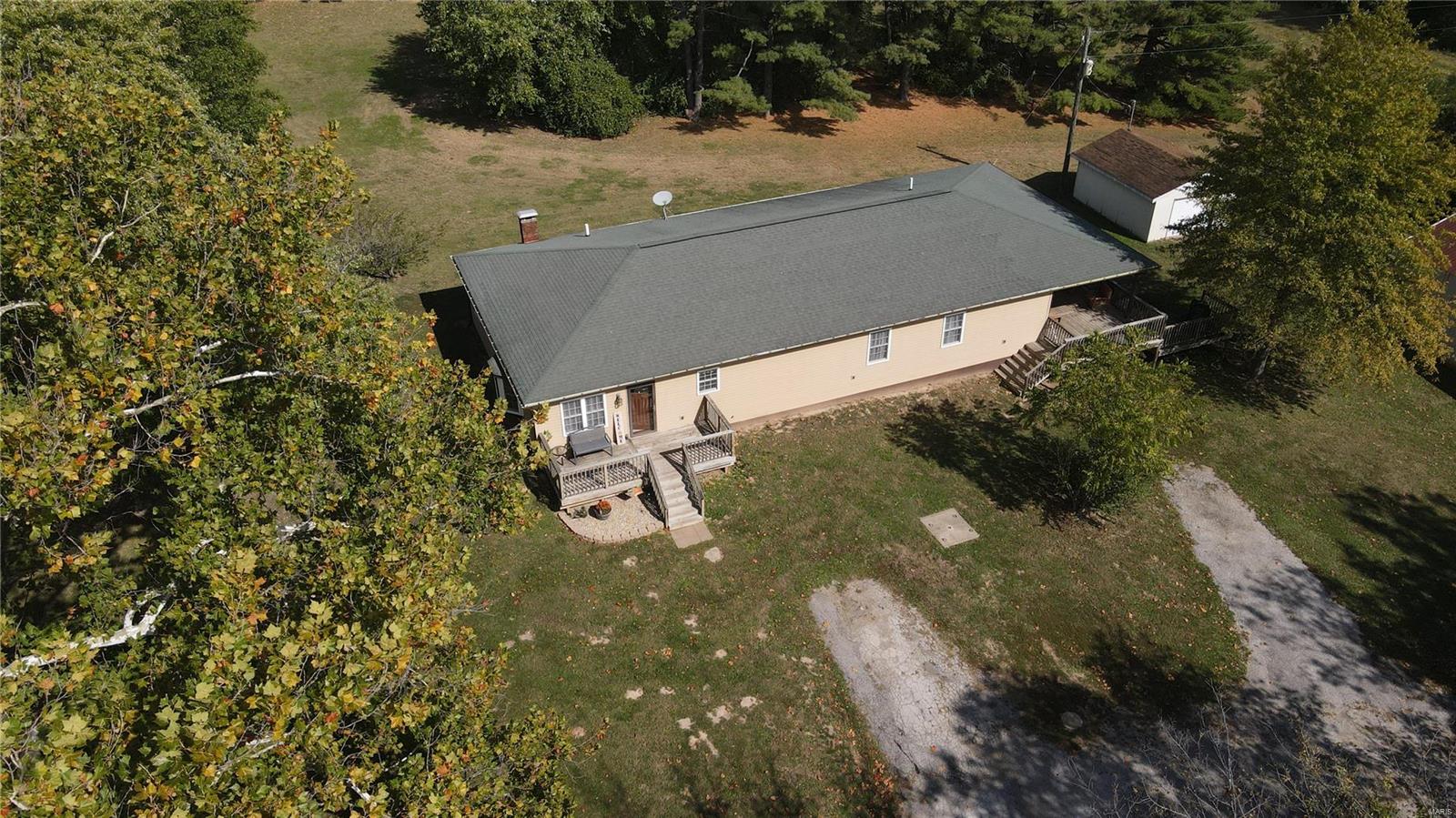 17396 Indian Lake Road Jerseyville, IL 62052 - Photo 35 of 52