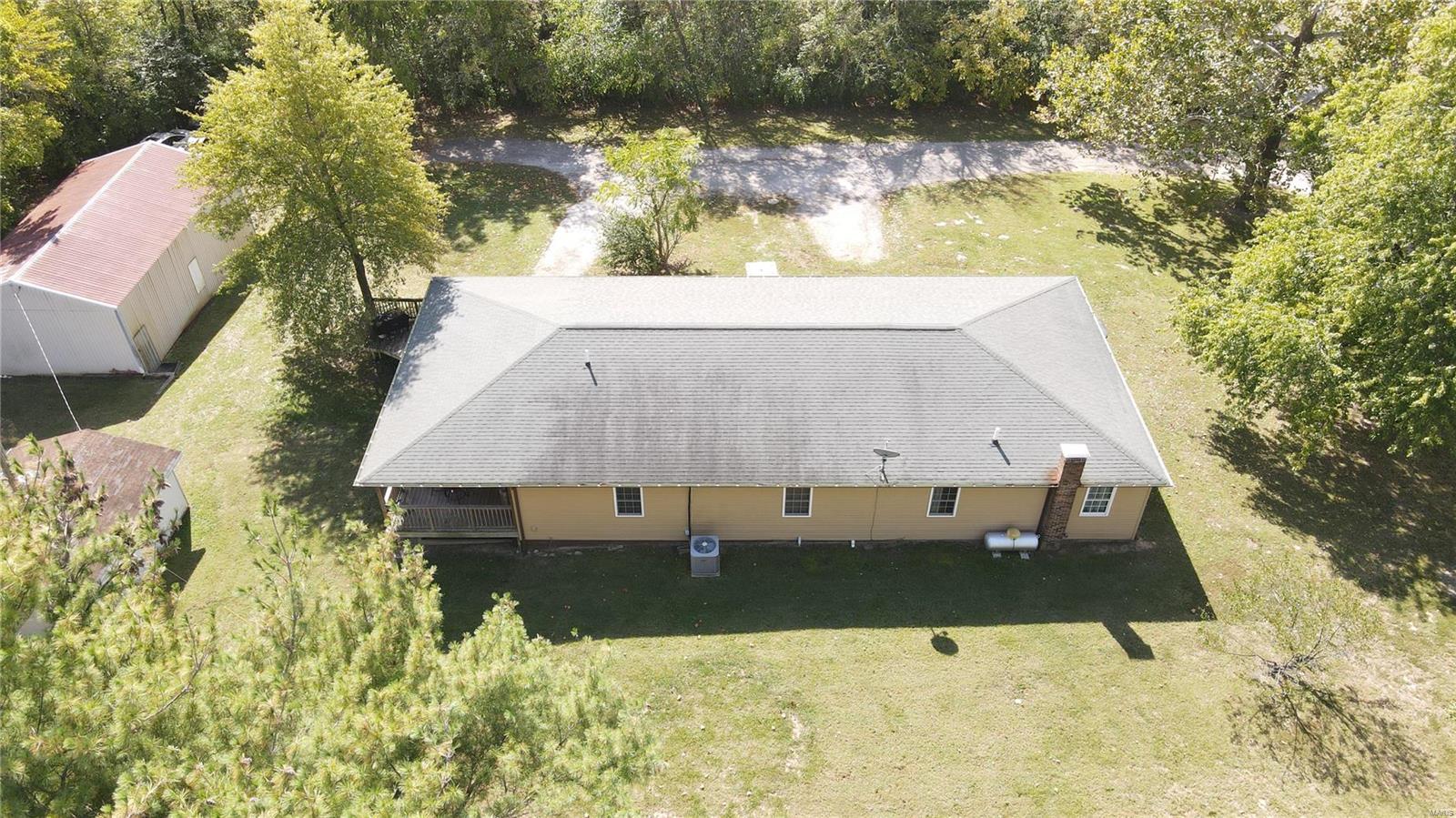 17396 Indian Lake Road Jerseyville, IL 62052 - Photo 38 of 52