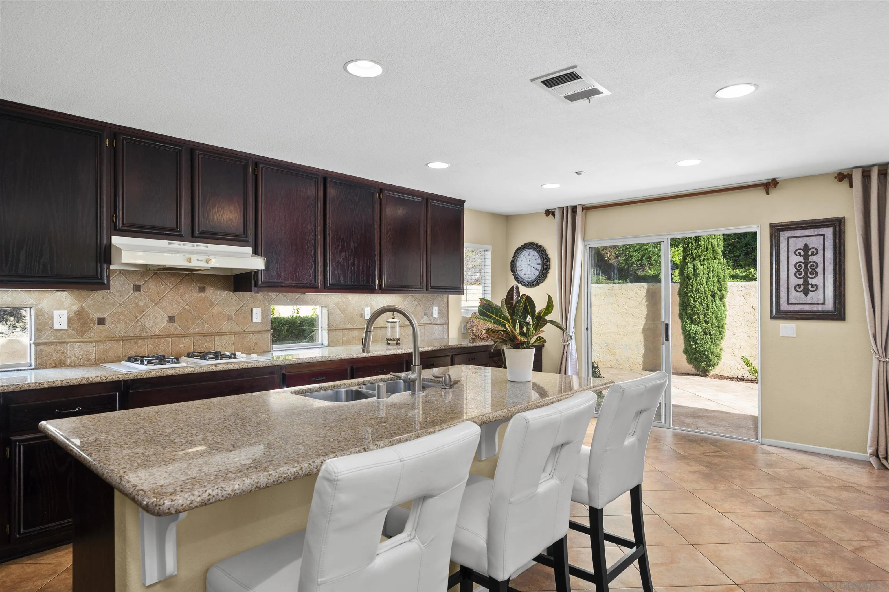 10145 Challenger Court Spring Valley, CA 91978 - Photo 19 of 55