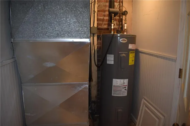 $209,900 | 3501 County Road 400, Amazonia, MO 64421