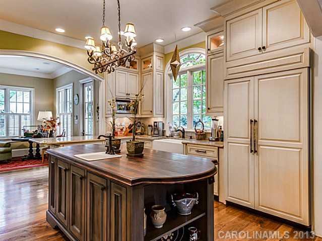 6327 Sharon Hills Road Charlotte, NC 28210 - Photo 9 of 16 Gallery Image 9