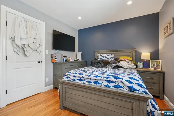 $975,000 | 25 Nathan Way, Wayne, NJ 07470