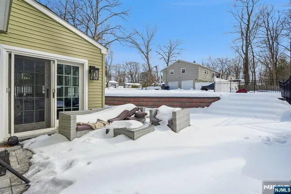 $975,000 | 25 Nathan Way, Wayne, NJ 07470