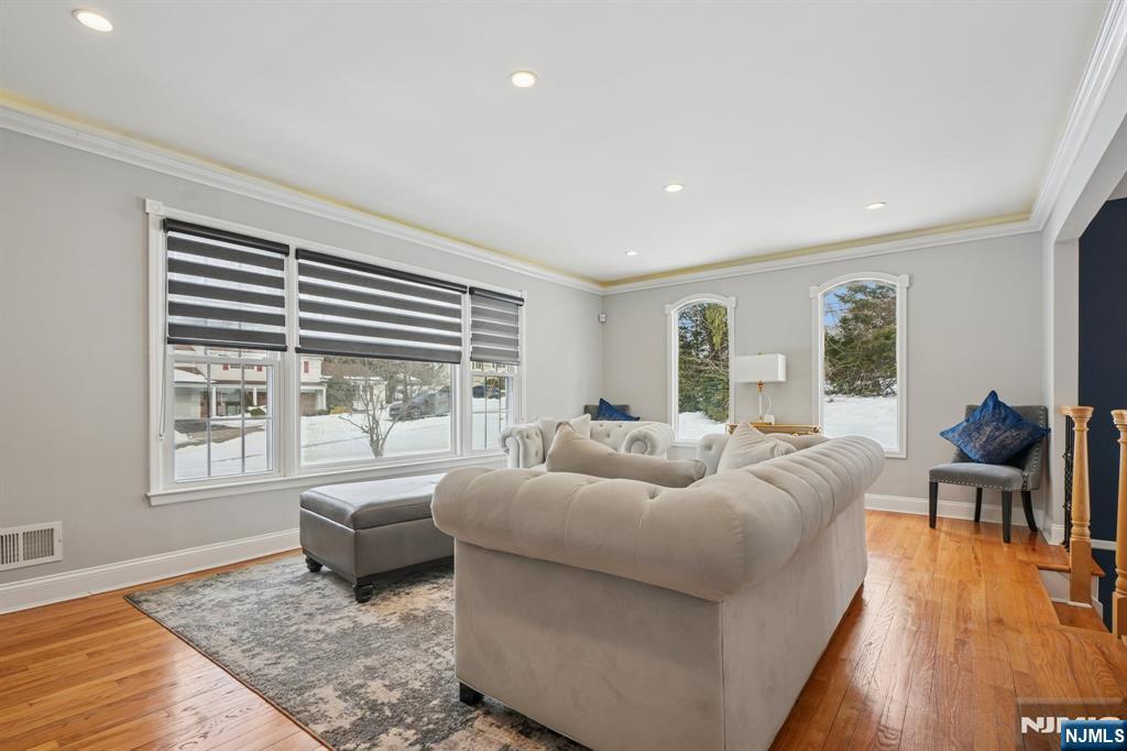 25 Nathan Way Wayne, NJ 07470 - Photo 7 of 36 a living room with furniture and a large window