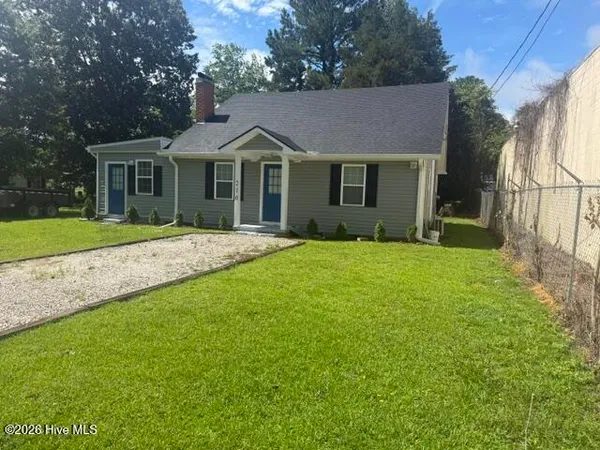 $250,000 | 210 Renaldi Street, Elizabethtown, NC 28337