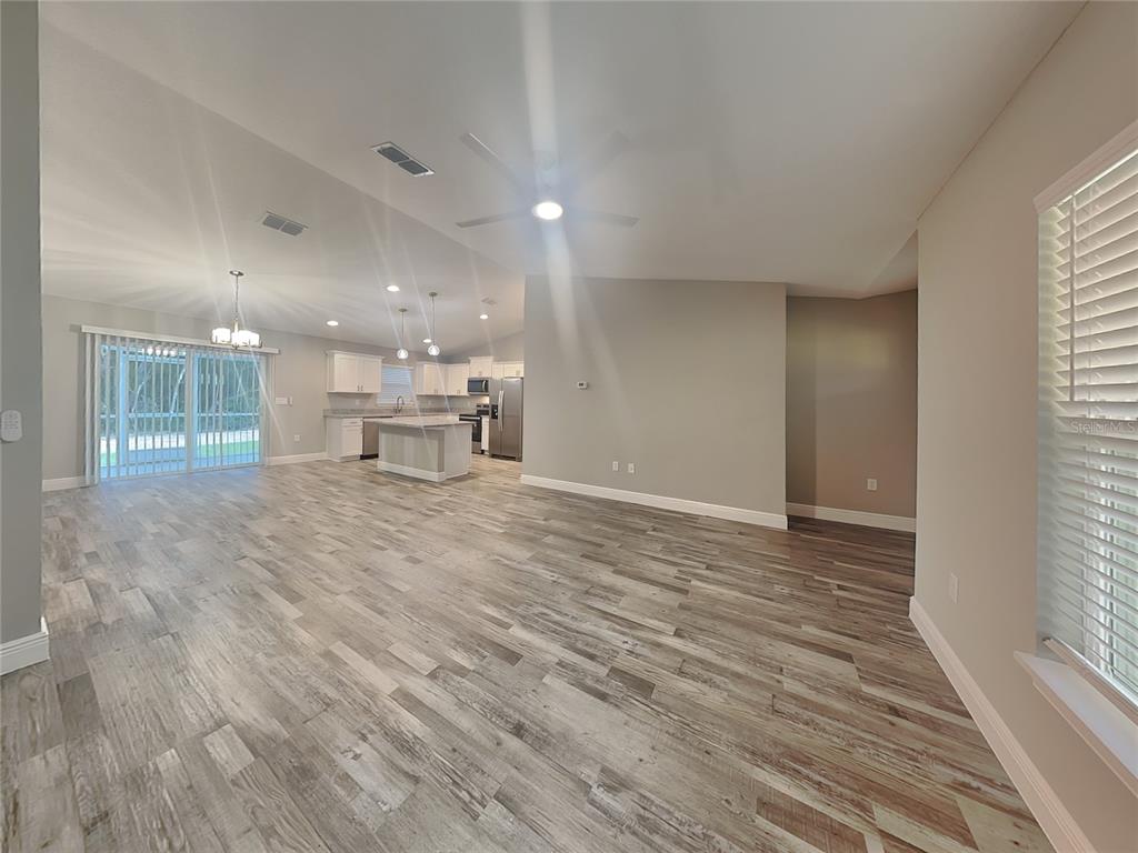 13 Locust Loop Drive Ocala, FL 34472 - Photo 2 of 16