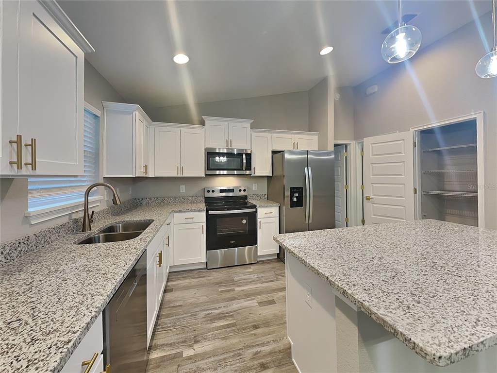 13 Locust Loop Drive Ocala, FL 34472 - Photo 4 of 16