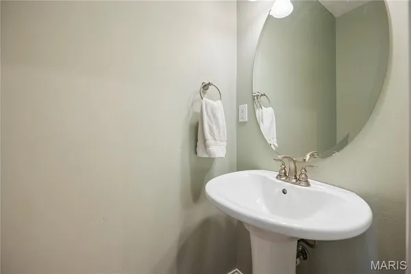 $375,000 | 4111 Hartford Street, St. Louis, MO 63116