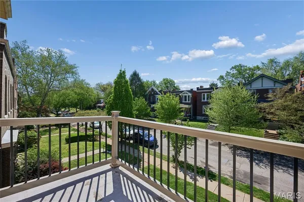 $375,000 | 4111 Hartford Street, St. Louis, MO 63116