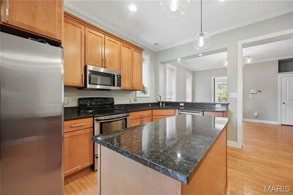 $375,000 | 4111 Hartford Street, St. Louis, MO 63116