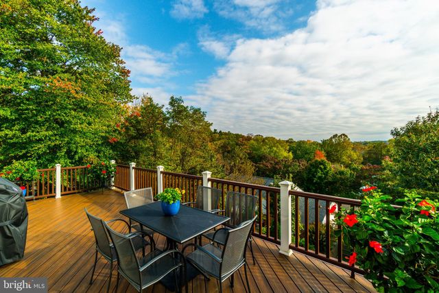 $1,325,000 | 3808 Griffith Place, Alexandria, VA 22304