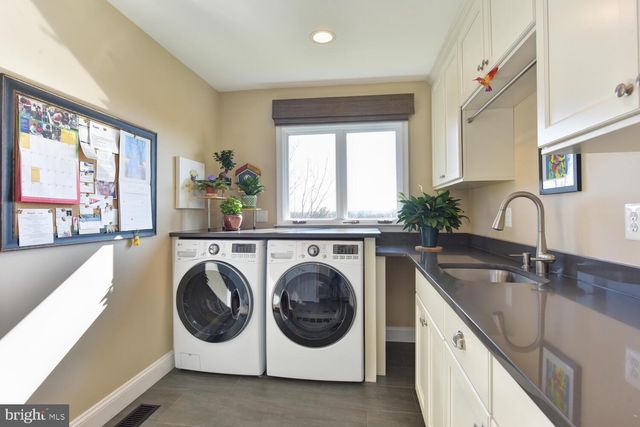 $1,325,000 | 3808 Griffith Place, Alexandria, VA 22304