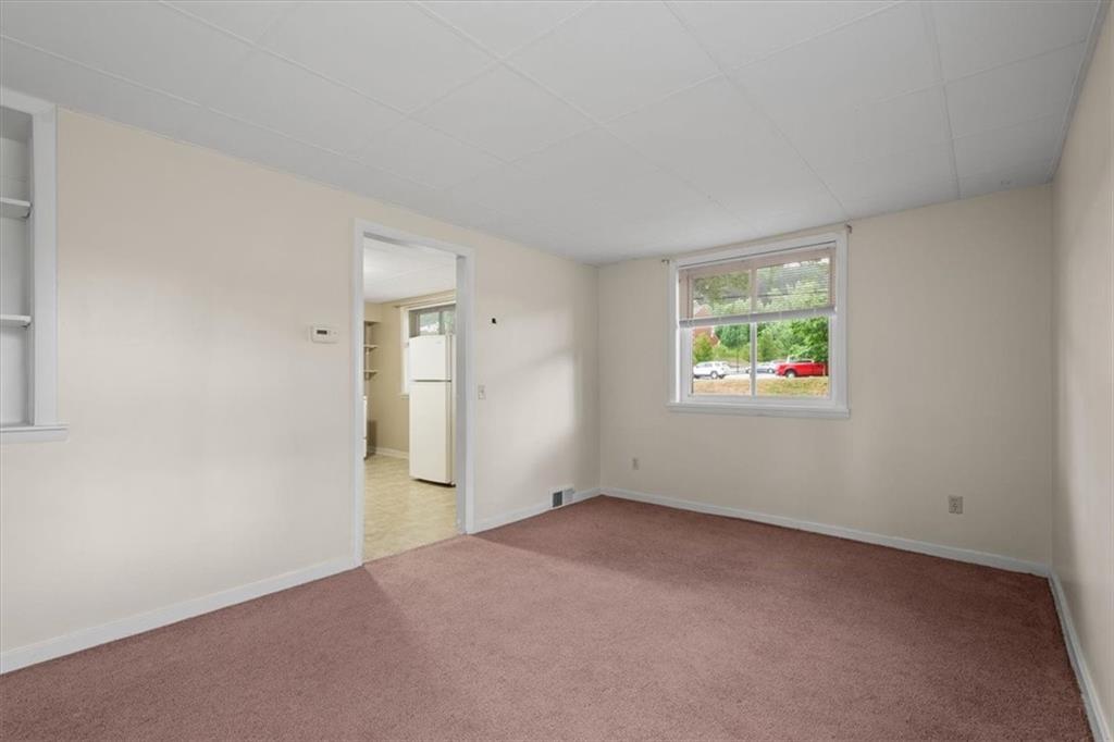2289 West Hardies Road Gibsonia, PA 15044 - Photo 8 of 27 Gallery Image 8