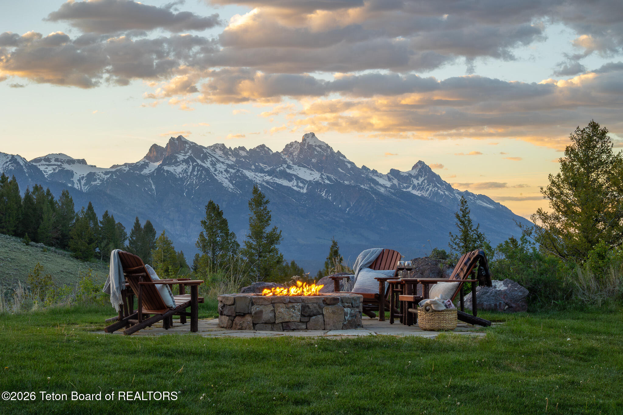 1125 West Bar Bc Ranch Road Jackson, WY 83001 - Photo 11 of 66 Sunset