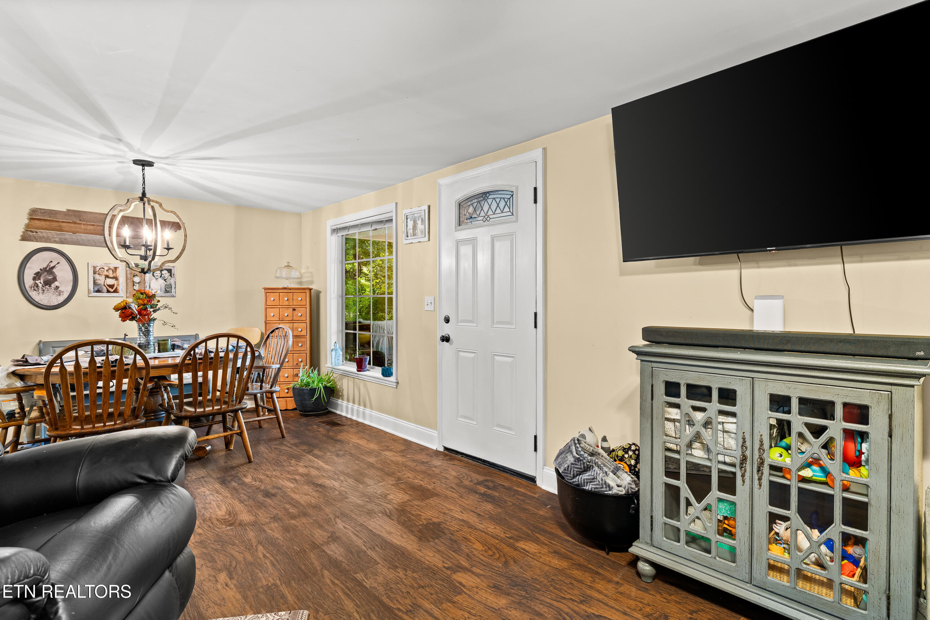 3318 Miller Road Powell, TN 37849 - Photo 2 of 35 3318MillerRd-7