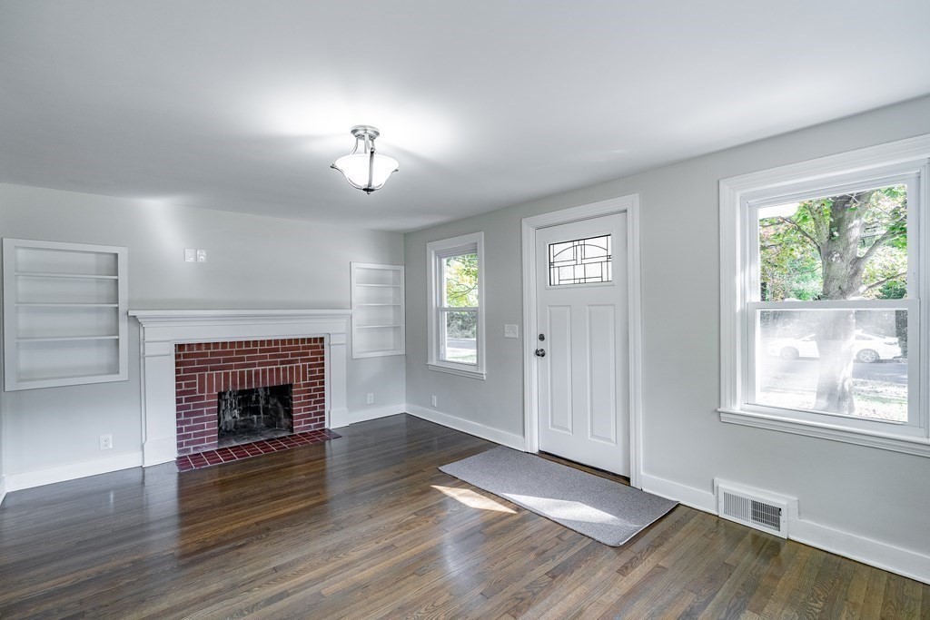 80 Three Rivers Road Wilbraham, MA 01095 - Photo 5 of 16