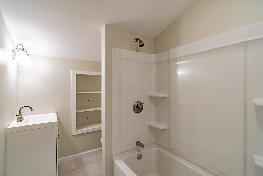 80 Three Rivers Road Wilbraham, MA 01095 - Photo 7 of 16