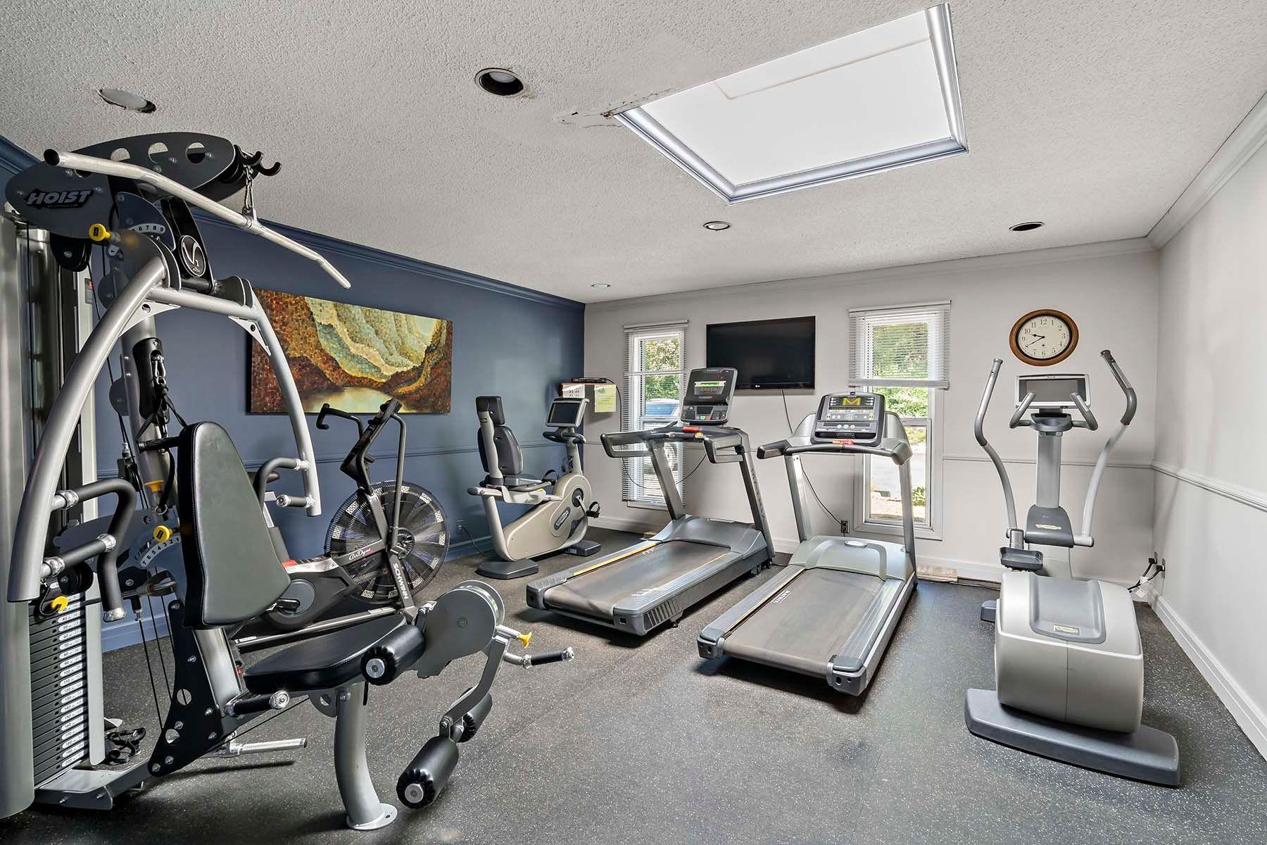 10411 Cedar Lake Road, Unit 413 Minnetonka, MN 55305 - Photo 25 of 31 Gallery Image 25