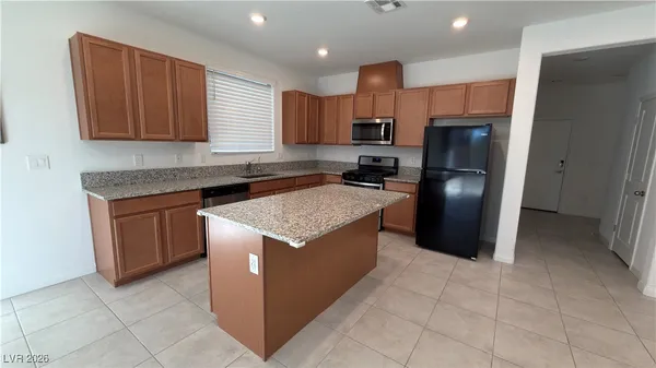 $419,999 | 6951 Feather Hl Street, North Las Vegas, NV 89086