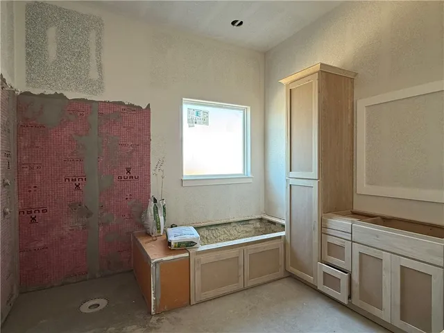 $698,000 | 6609 Ridgeview Estates Lane, Bryan, TX 77808