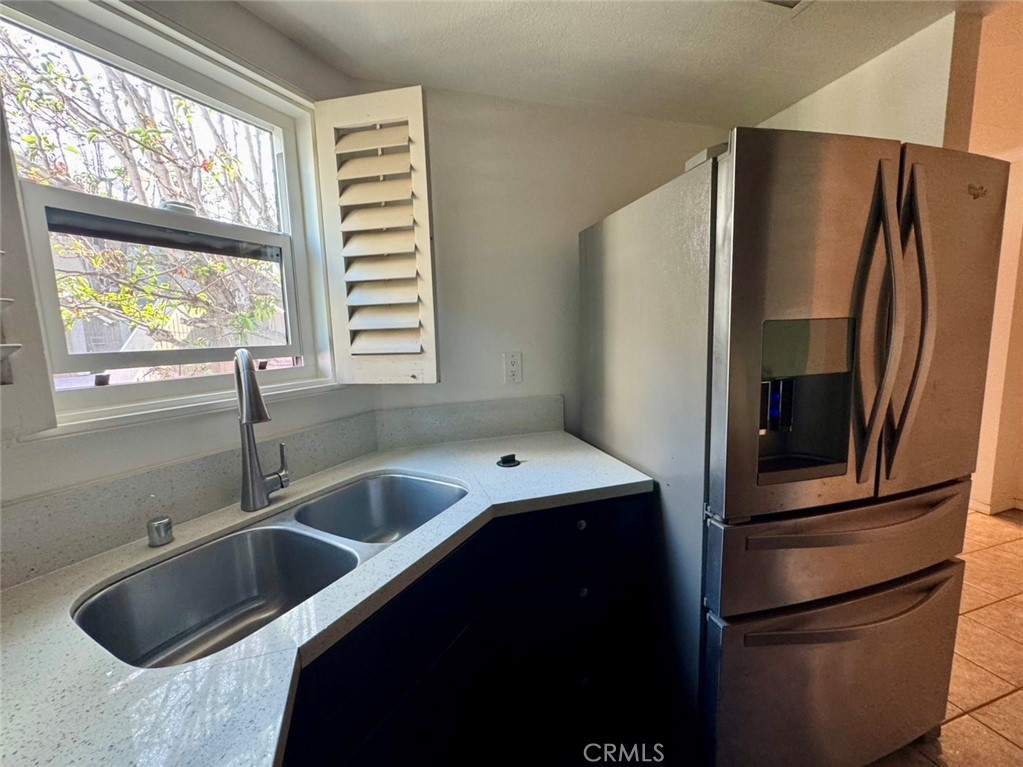 12476 Montecito Road, Unit 5 Seal Beach, CA 90740 - Photo 14 of 32