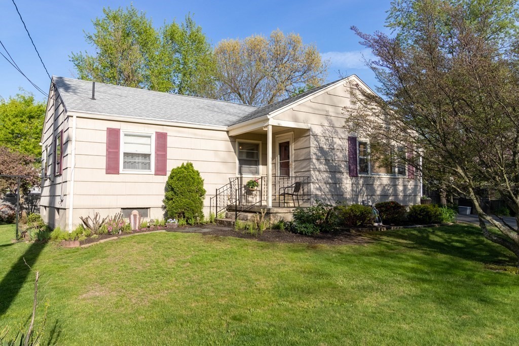 119 Bacon Road Springfield, MA 01119 - Photo 1 of 35