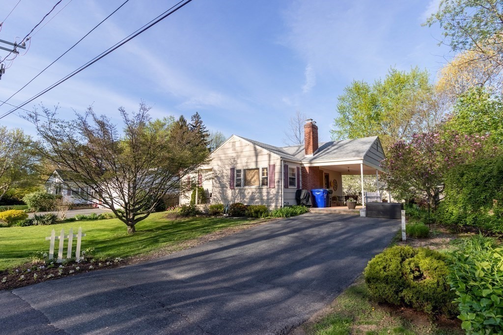 119 Bacon Road Springfield, MA 01119 - Photo 30 of 35