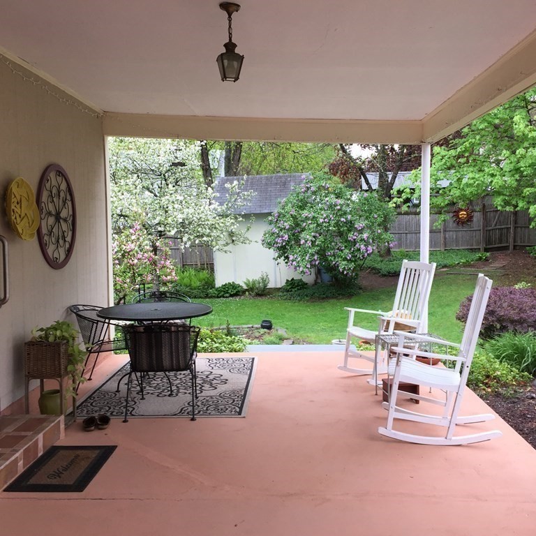 119 Bacon Road Springfield, MA 01119 - Photo 9 of 35