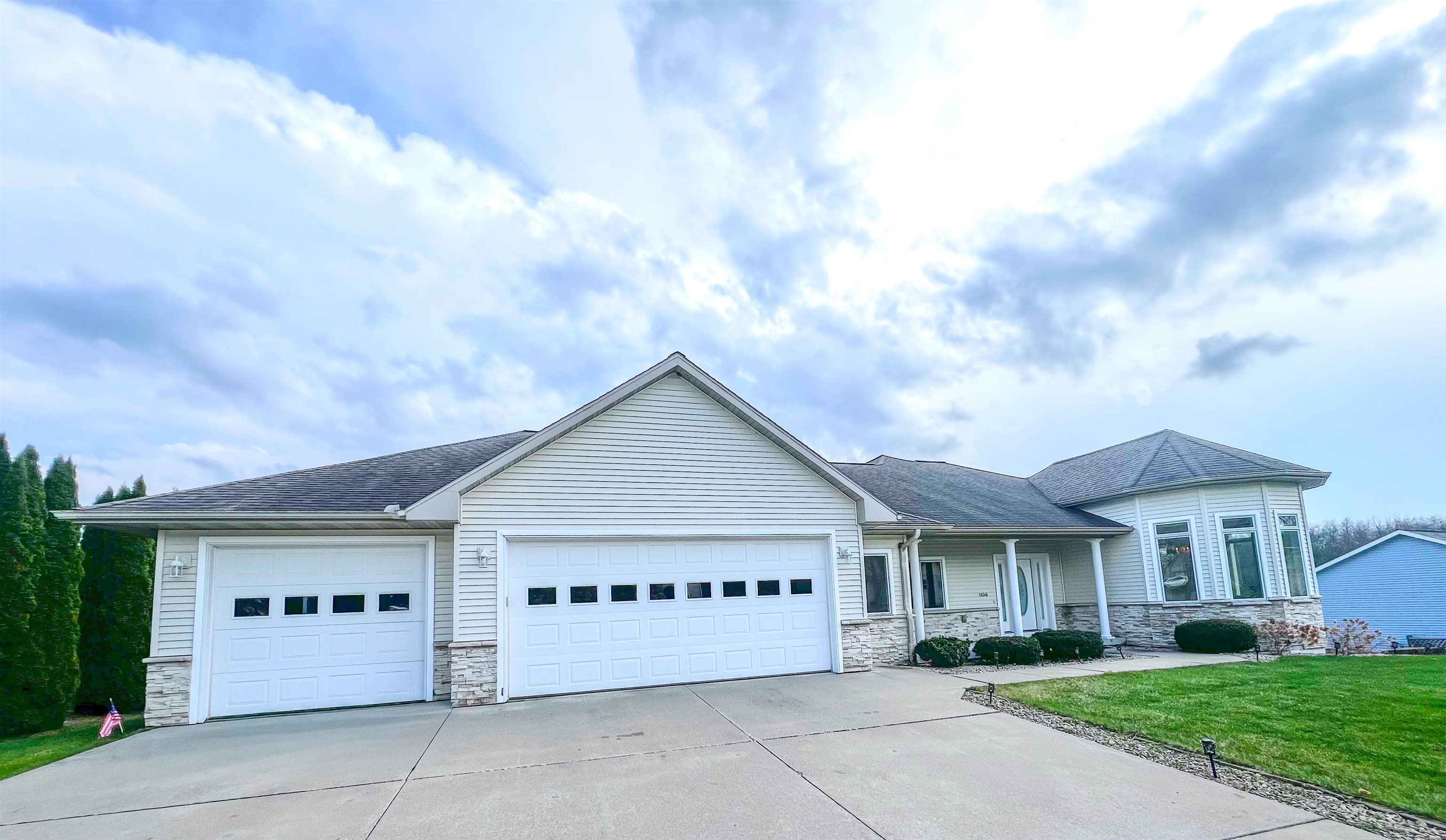 1106 21st Street Baraboo, WI 53913 - Photo 36 of 38