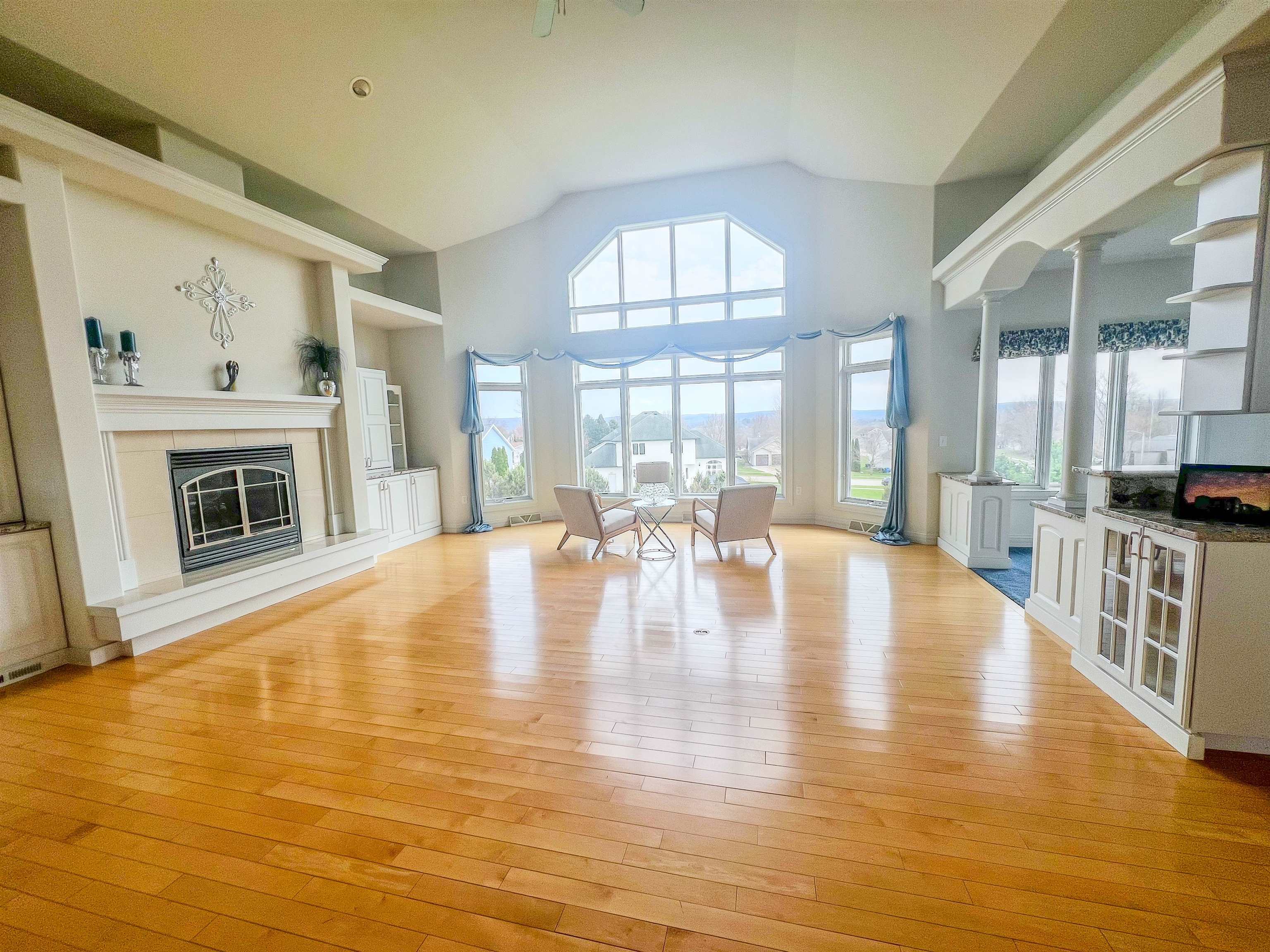 1106 21st Street Baraboo, WI 53913 - Photo 5 of 38