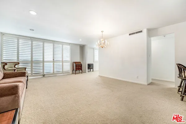 $615,000 | 969 Hilgard Avenue, Unit 1002, Los Angeles, CA 90024