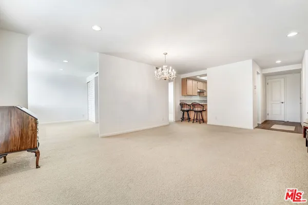 $615,000 | 969 Hilgard Avenue, Unit 1002, Los Angeles, CA 90024