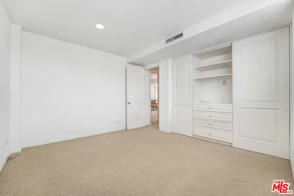 $615,000 | 969 Hilgard Avenue, Unit 1002, Los Angeles, CA 90024