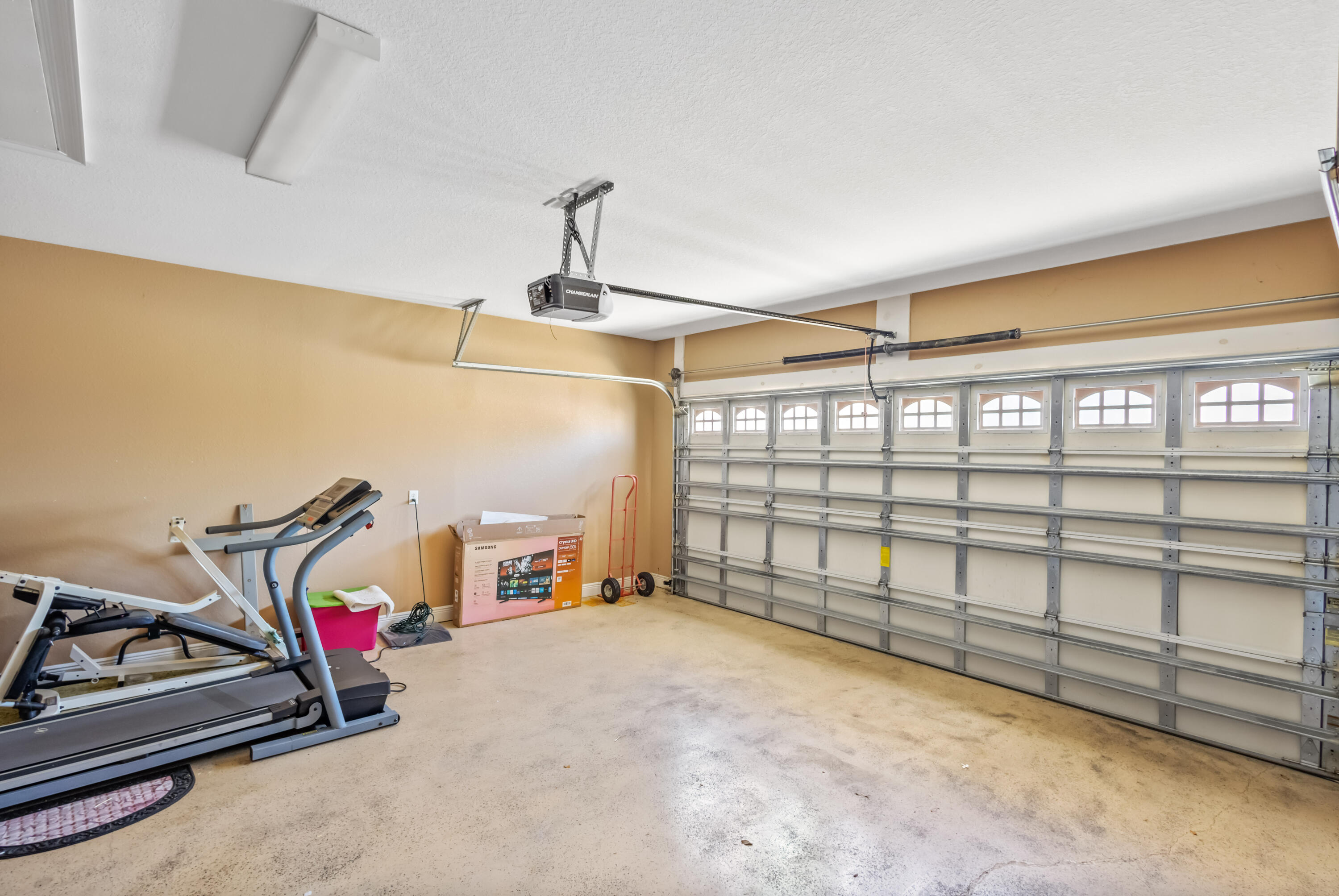 4248 Jade Loop Destin, FL 32541 - Photo 32 of 46 a view of a room with gym equipment