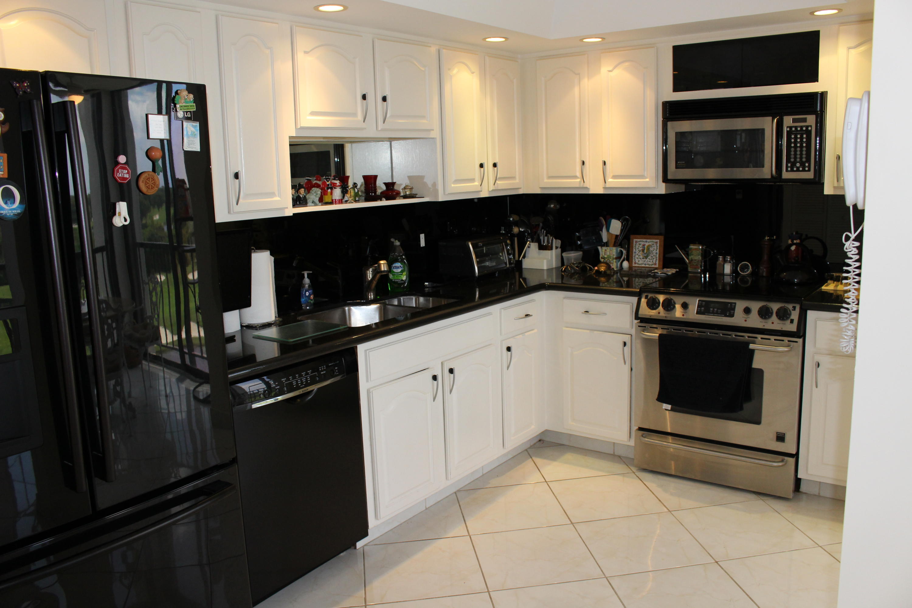 7768 Lakeside Boulevard, Unit 571 Boca Raton, FL 33434 - Photo 14 of 61 IMG_0576