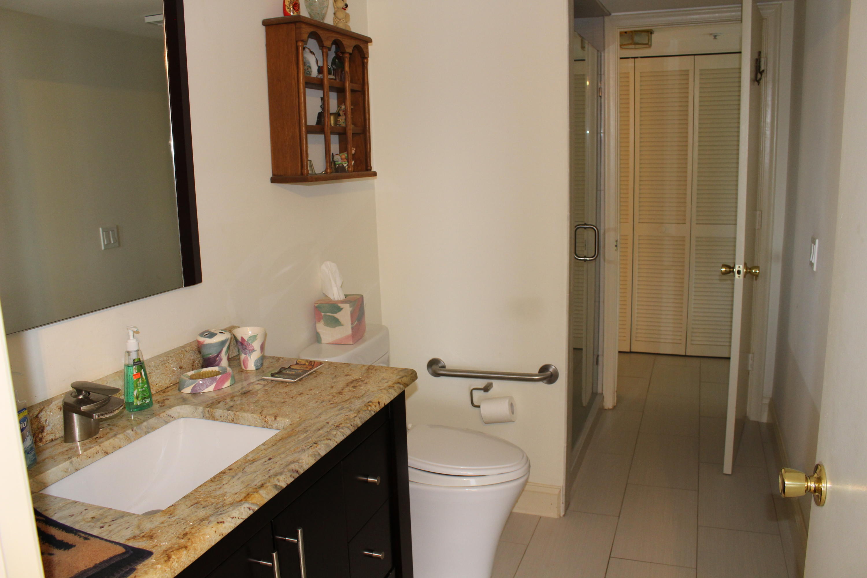 7768 Lakeside Boulevard, Unit 571 Boca Raton, FL 33434 - Photo 28 of 61 IMG_0585