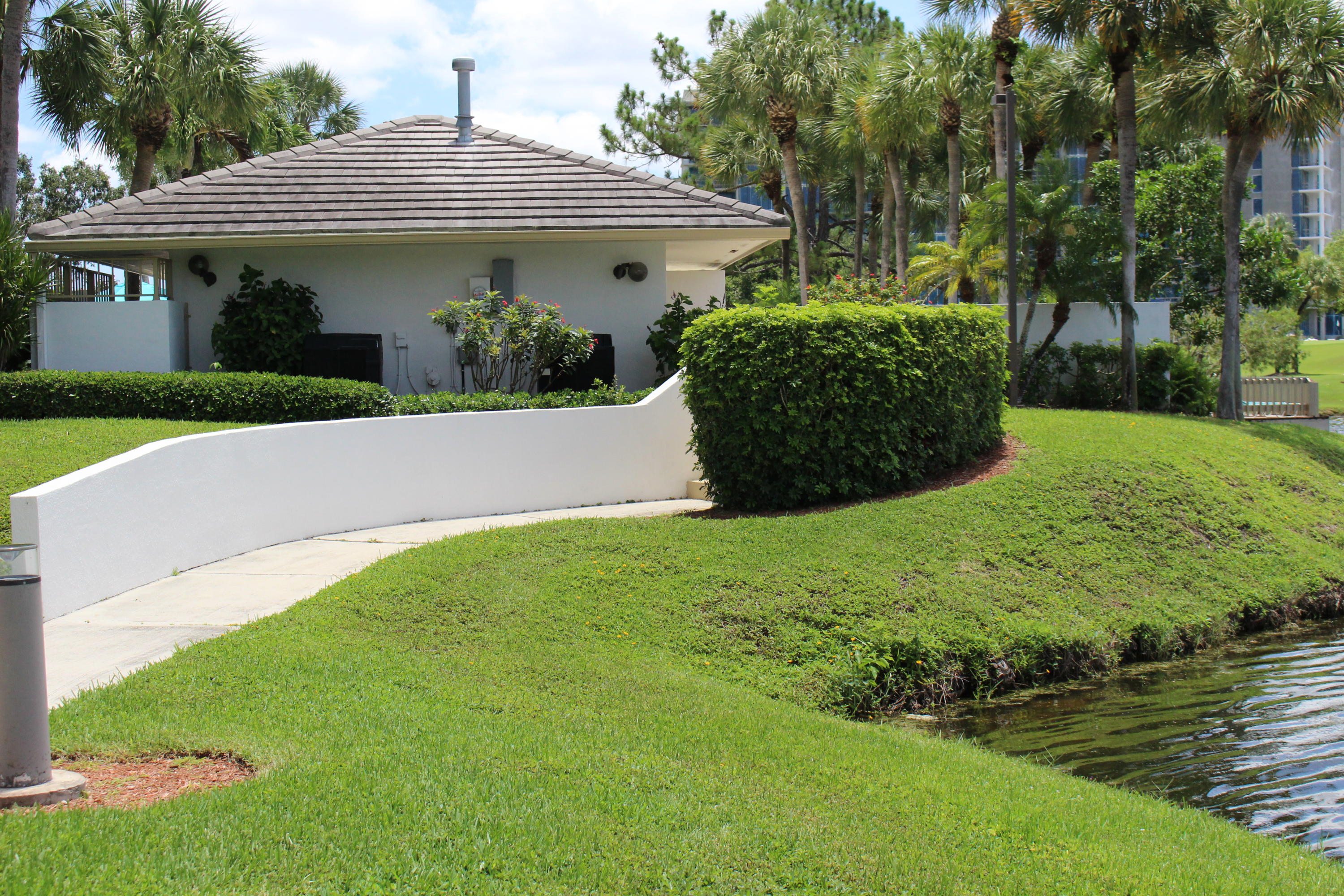 7768 Lakeside Boulevard, Unit 571 Boca Raton, FL 33434 - Photo 52 of 61 IMG_0632