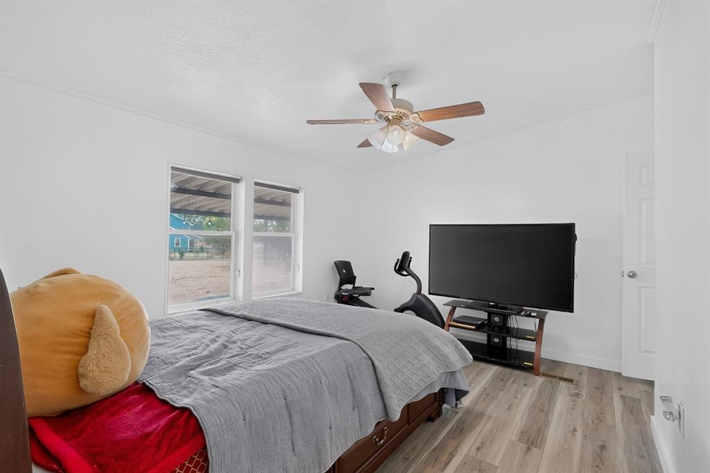 2181 Doe Branch Road Little Elm, TX 75068 - Photo 15 of 40 Gallery Image 15