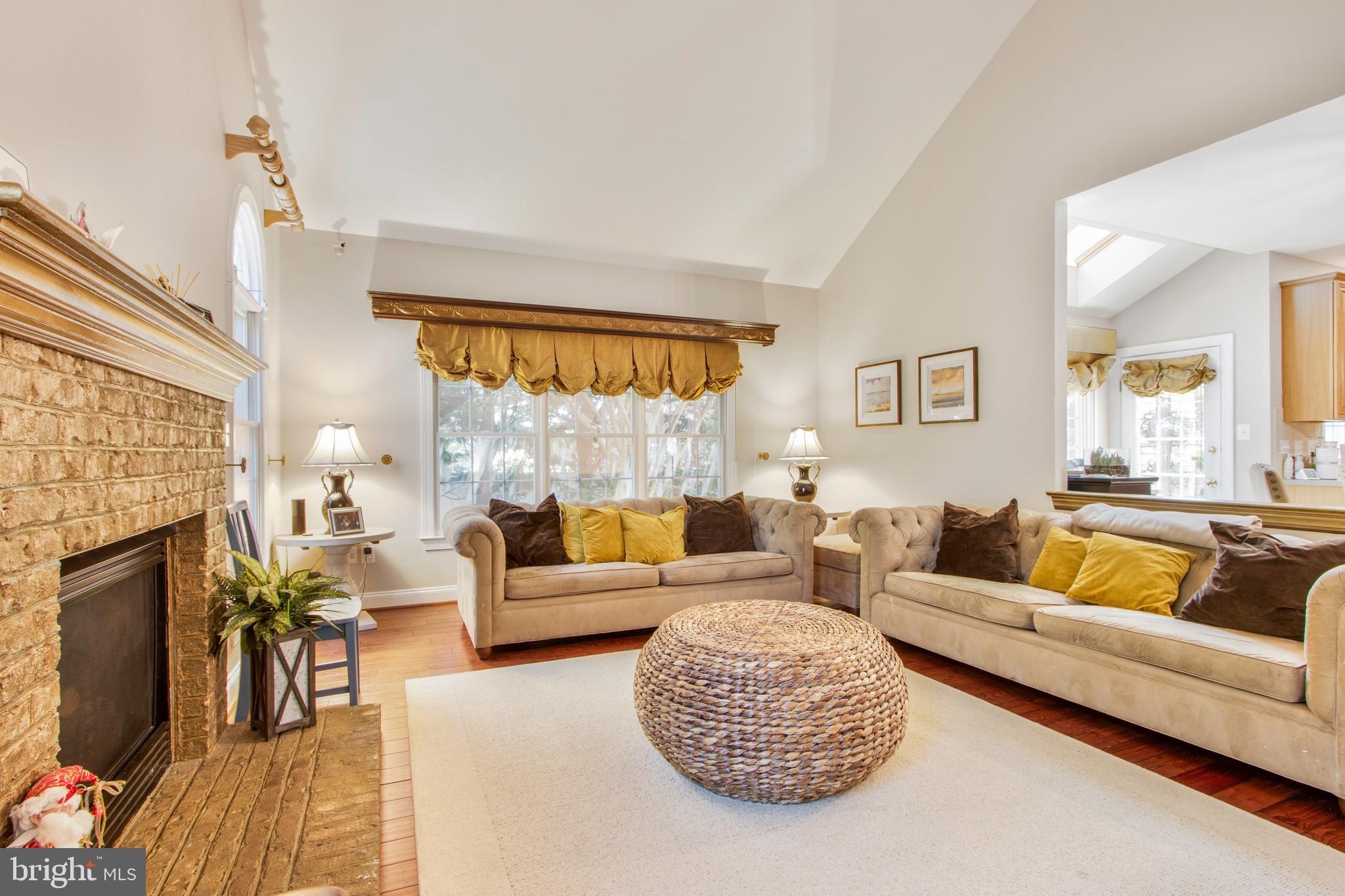 18319 Fable Drive Boyds, MD 20841 - Photo 19 of 47 Living room with fireplace