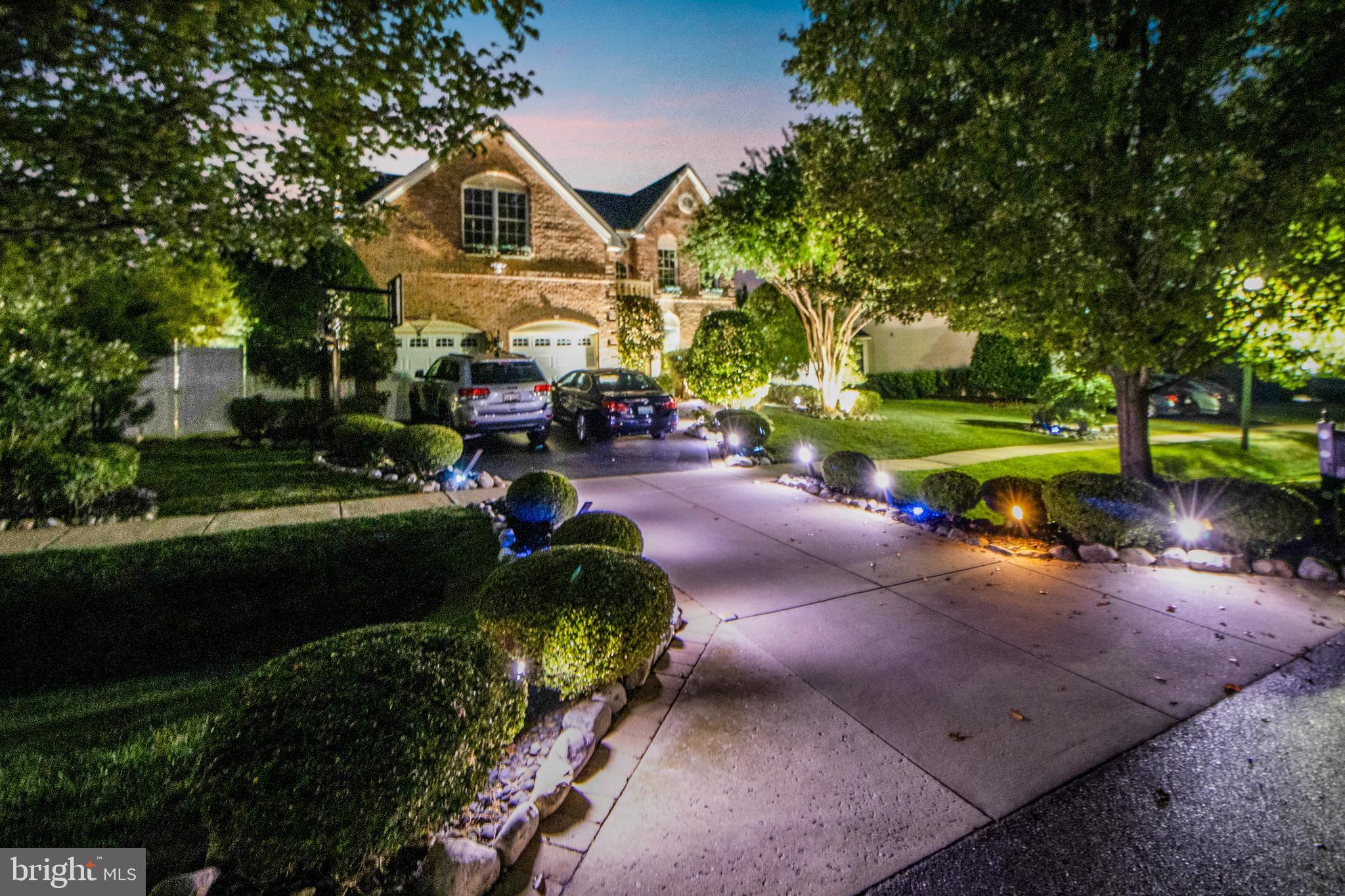 18319 Fable Drive Boyds, MD 20841 - Photo 3 of 47 Illuminated driveway