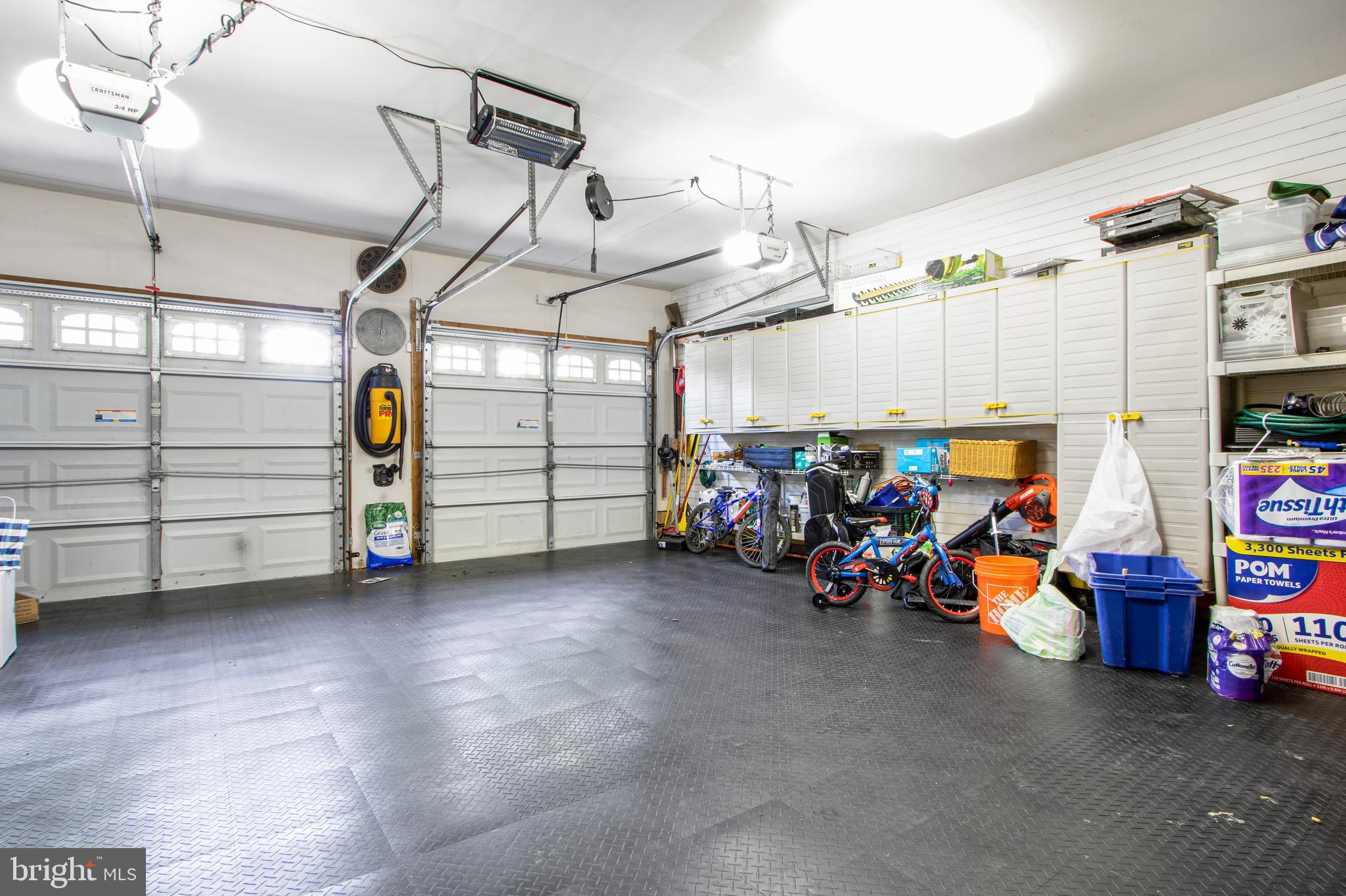 18319 Fable Drive Boyds, MD 20841 - Photo 45 of 47 Garage
