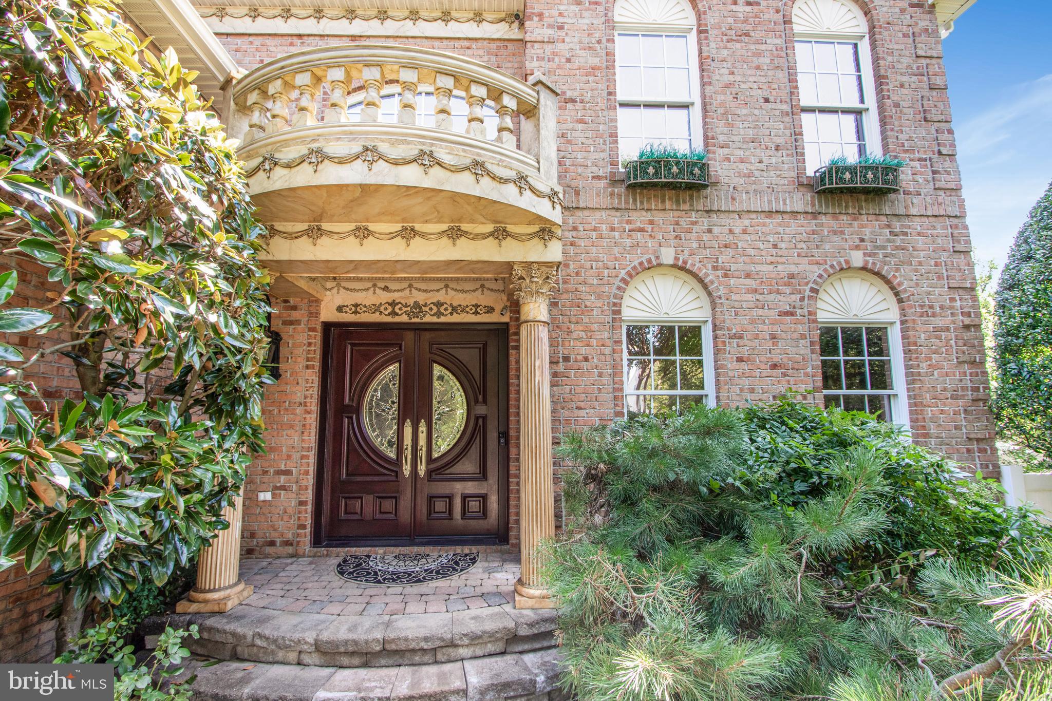 18319 Fable Drive Boyds, MD 20841 - Photo 5 of 47 Front door