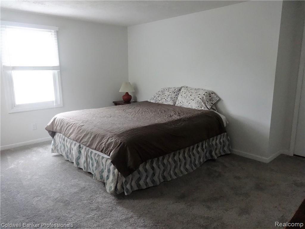 5065 Aintree Court Rochester, MI 48306 - Photo 45 of 59 5065 Aintree Ct_Bedroom 4 - bright, spacious!