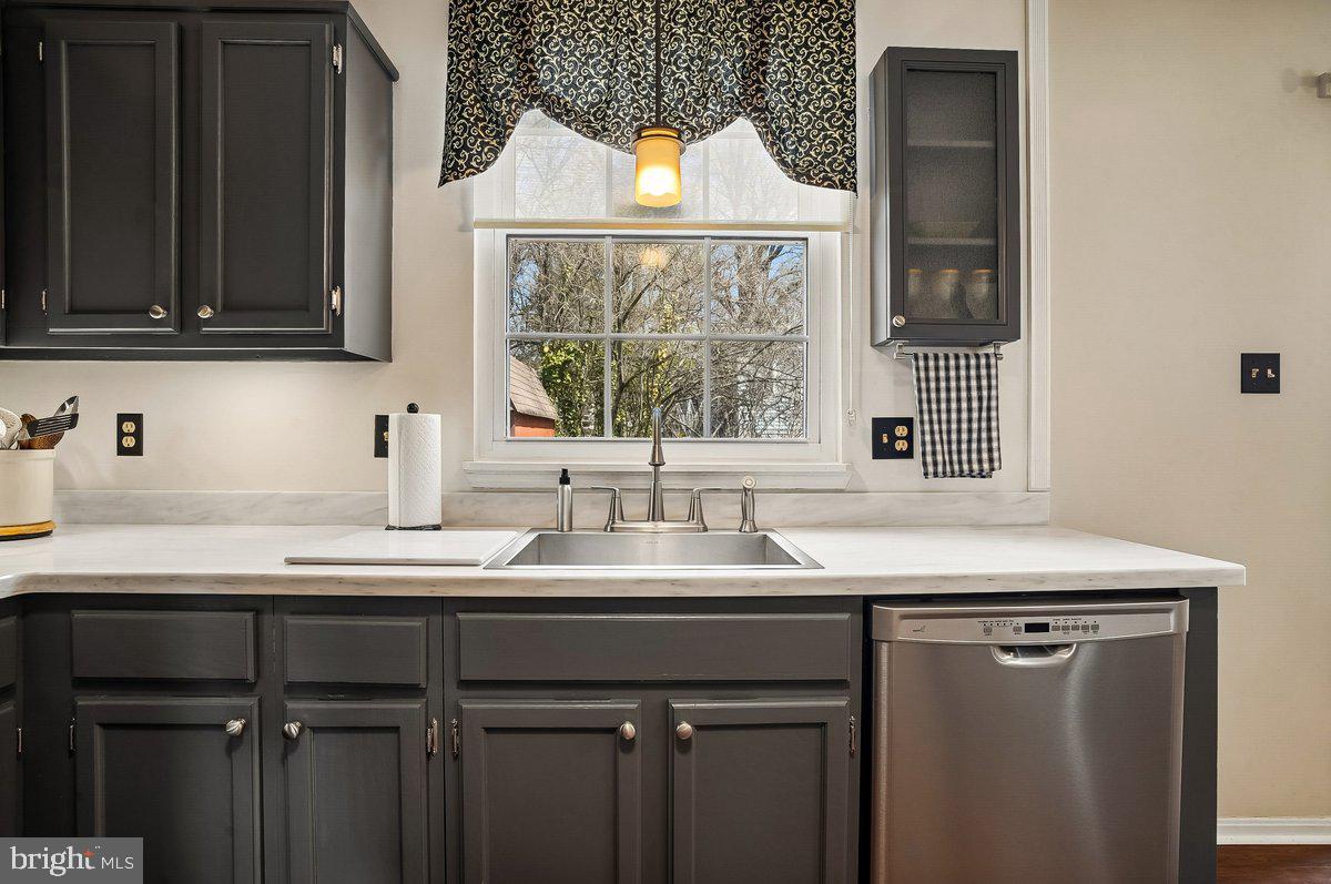 1737 Ridgely Road Edgewater, MD 21037 - Photo 13 of 43