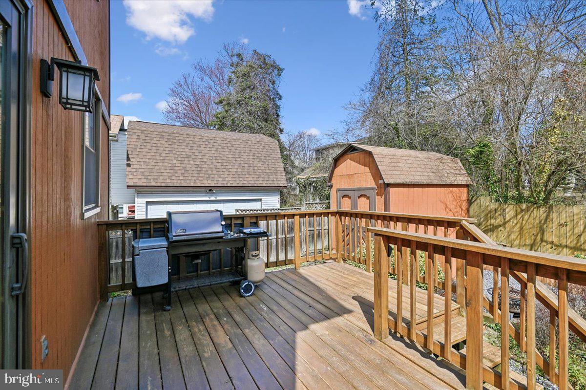 1737 Ridgely Road Edgewater, MD 21037 - Photo 7 of 43