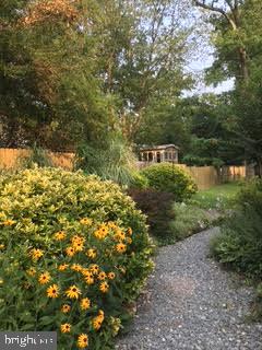 1737 Ridgely Road Edgewater, MD 21037 - Photo 8 of 43