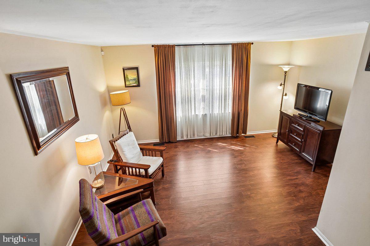 1737 Ridgely Road Edgewater, MD 21037 - Photo 9 of 43