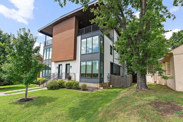 $4,600 | 1504 Edgehill Avenue, Nashville, TN 37212
