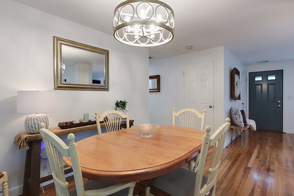 132 Oak Ridge Drive Ayer, MA 01432 - Photo 6 of 33